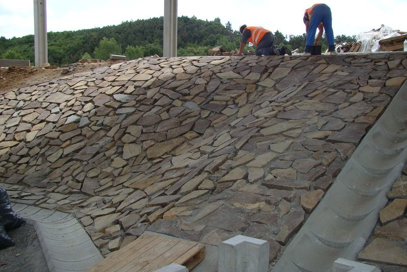 Prírodný nepravidelný kameň / 04 - foto