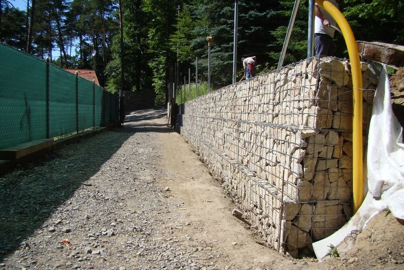 Oporné múry / Oporné múry - foto