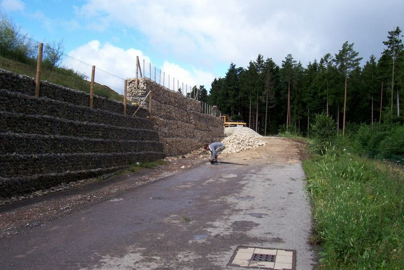 Oporné múry / Oporné múry - foto