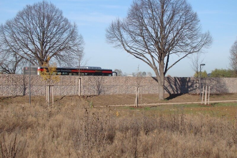 Protihlukové steny / Protihlukové steny - foto