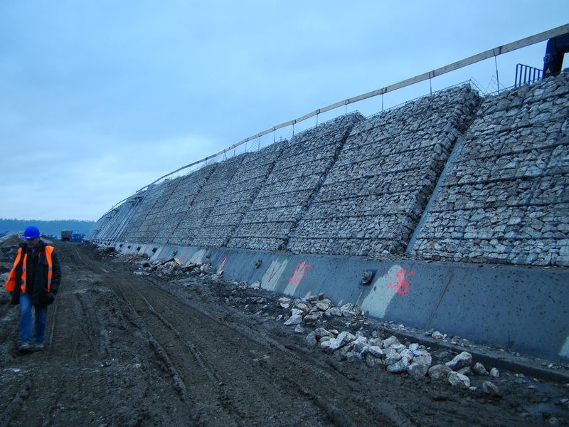 Diaľnica D1 Jánovce – Jablonov II., Z3 – gabionový obklad Diaľnica D1 Jánovce – Jablonov II., Z3 – gabionový obklad