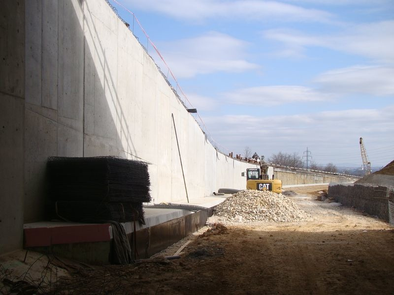 Gabionový obklad železobetónovej steny R1, Nitra – Selenec, SO202-01 Gabionový obklad železobetónovej steny R1, Nitra – Selenec, SO202-01