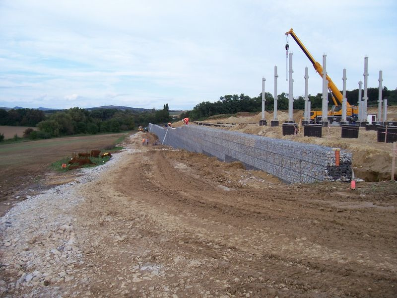 Oporný gabionový múr SSÚR Nitra, R1 Nitra – Selenec