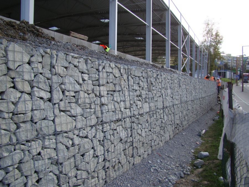 Gabionový múr BILLA Žilina Vlčínce Gabionový múr BILLA Žilina Vlčínce