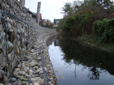 Ochrana brehov s prírodným kamenivom